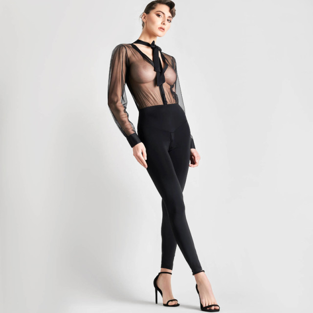 Combinaison pantalon avec fermeture éclair à l'entrejambe