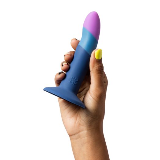 Le dildo Piccolo vous assure de grandes sensations avec sa petite taille ! 