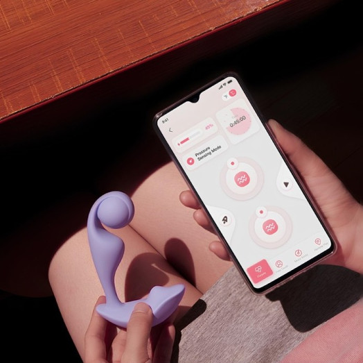 Vibromasseur connecté avec application téléphone qui permet de le contrôler à très grande distance